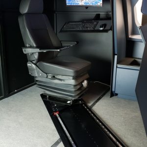 Professional-seat-with-instructor-rails